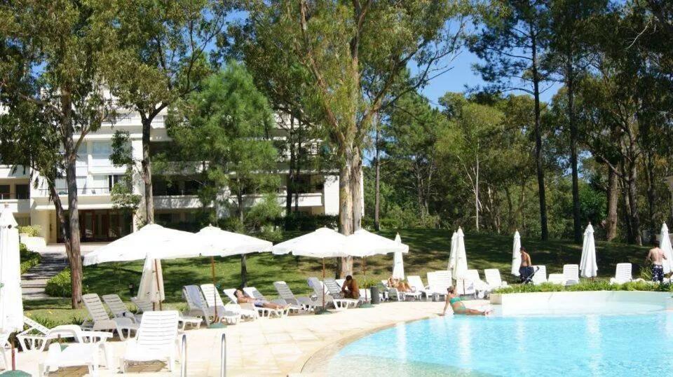 Apartments Greenpark Punta Ballena Bagian luar foto