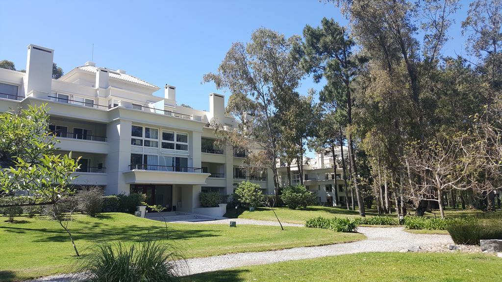 Apartments Greenpark Punta Ballena Bagian luar foto