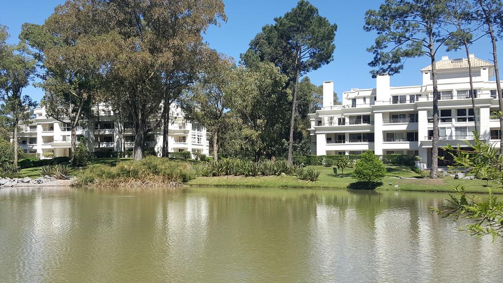 Apartments Greenpark Punta Ballena Bagian luar foto
