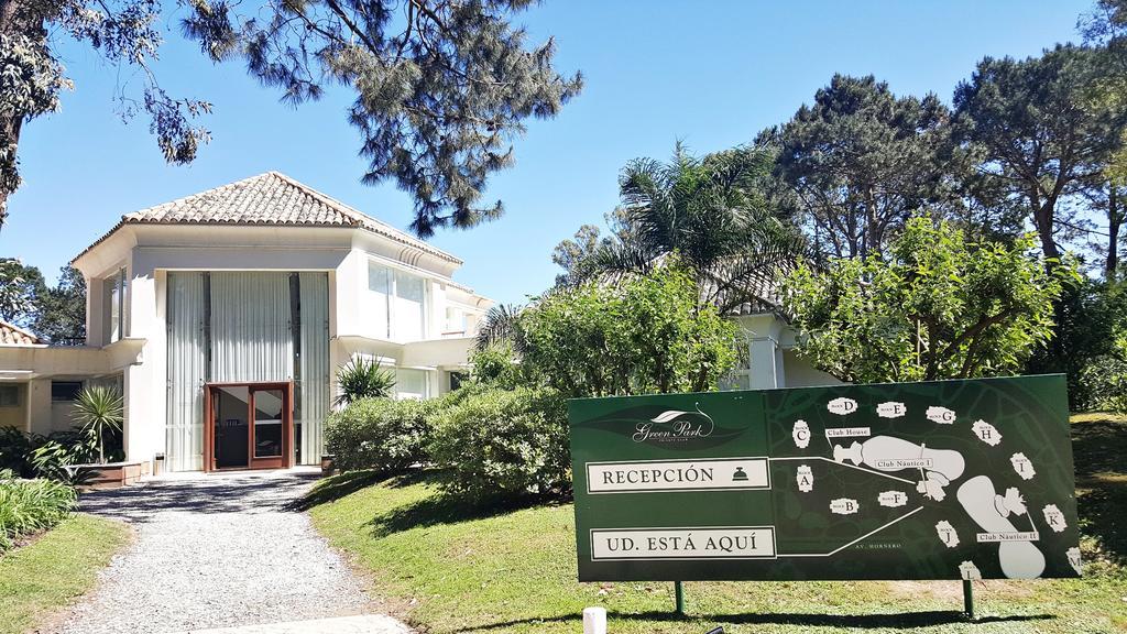 Apartments Greenpark Punta Ballena Bagian luar foto