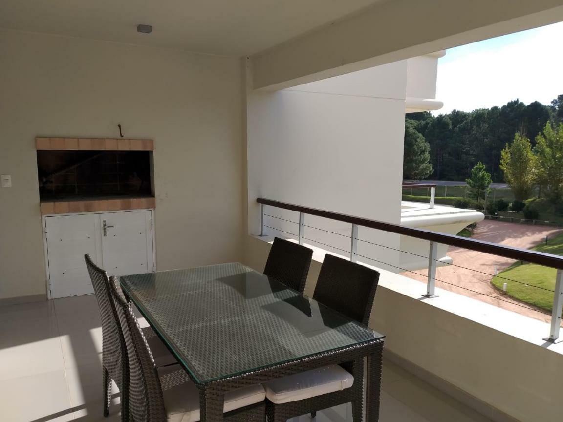 Apartments Greenpark Punta Ballena Bagian luar foto
